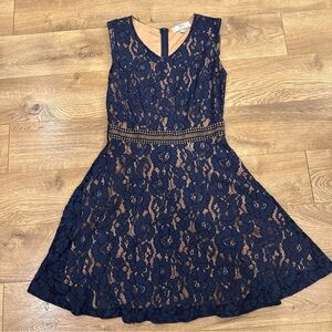 Miss May Retro & Blue Lace & Beige Lined A-line Dress | Size Small